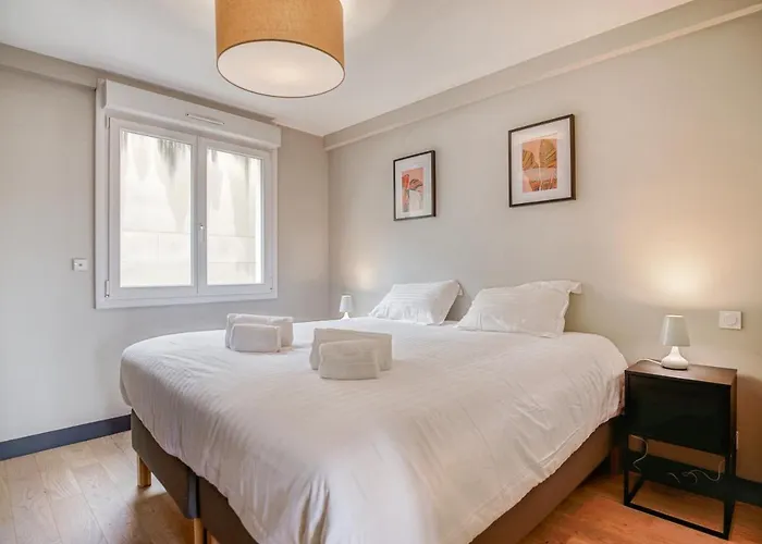 Le Gambetta - T3 Standing Avec Parking, Wifi, Netflix
